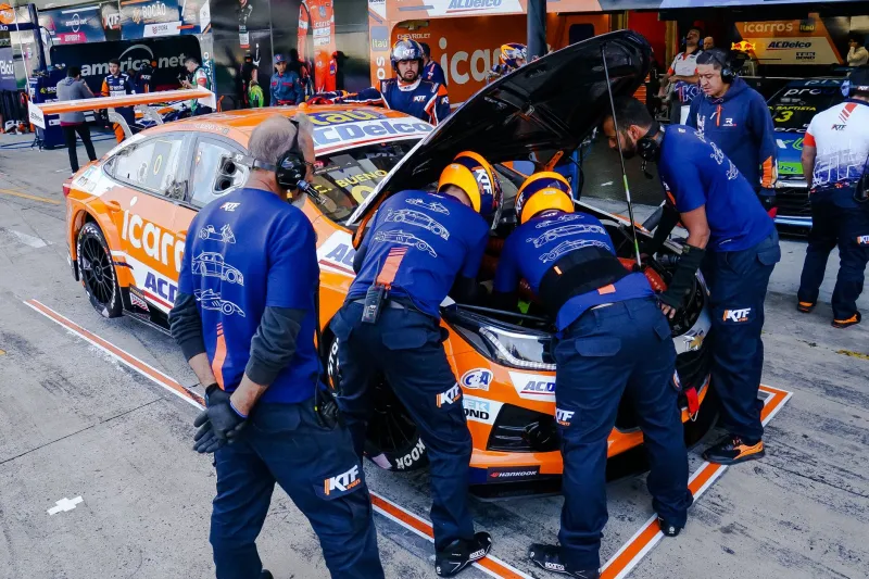 The Crew That Runs the Show: Why Pit Team Gear Is Stealing the Spotlight From Driver Merch